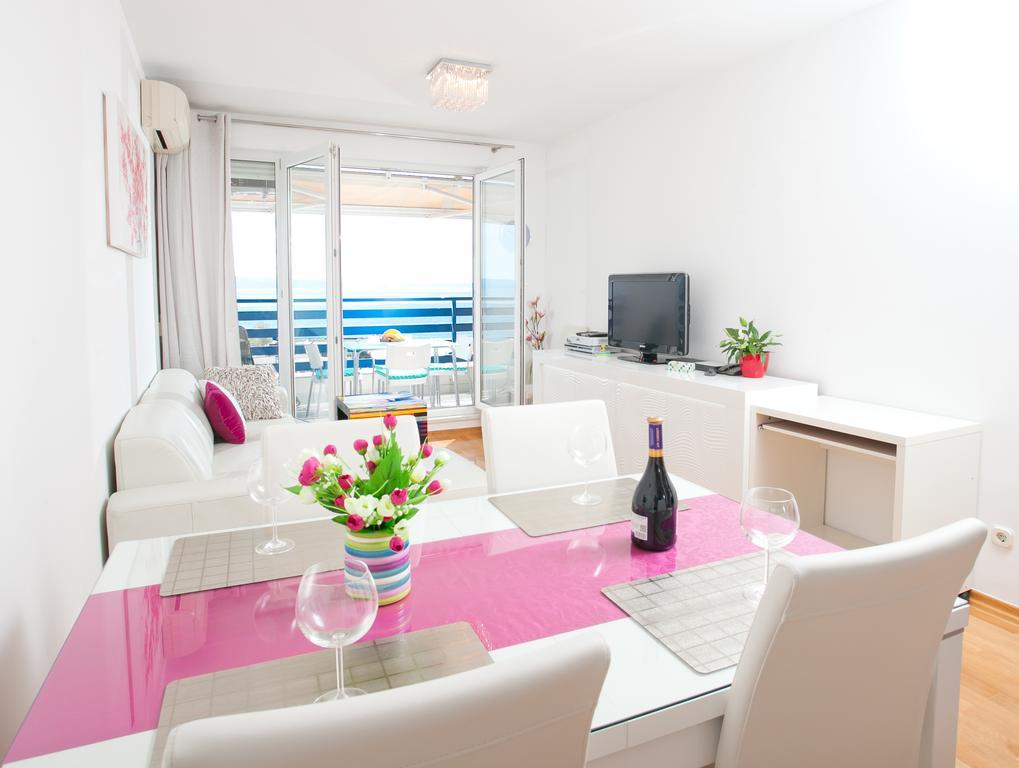 Luxury Beach Front Apt With Seaside View And Free Parking Spalato Esterno foto
