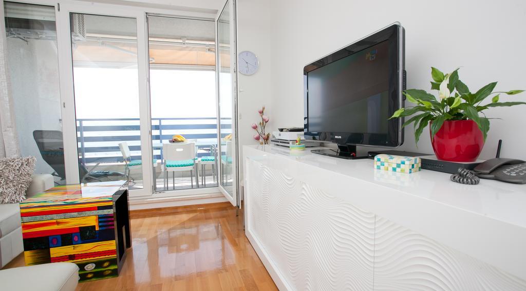 Luxury Beach Front Apt With Seaside View And Free Parking Spalato Esterno foto