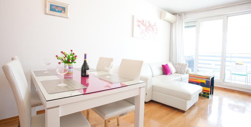 Luxury Beach Front Apt With Seaside View And Free Parking Spalato Esterno foto